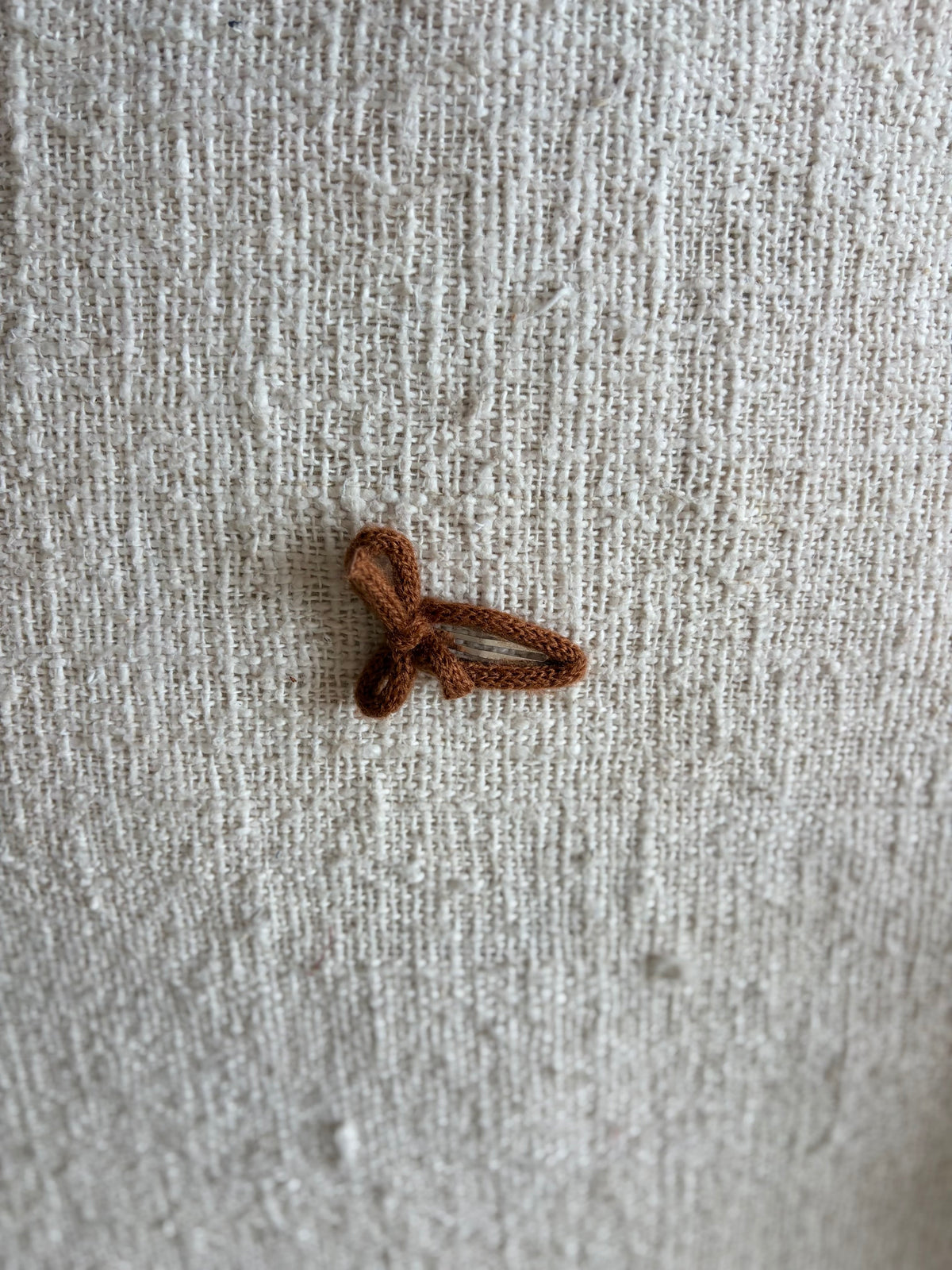 Bow pin