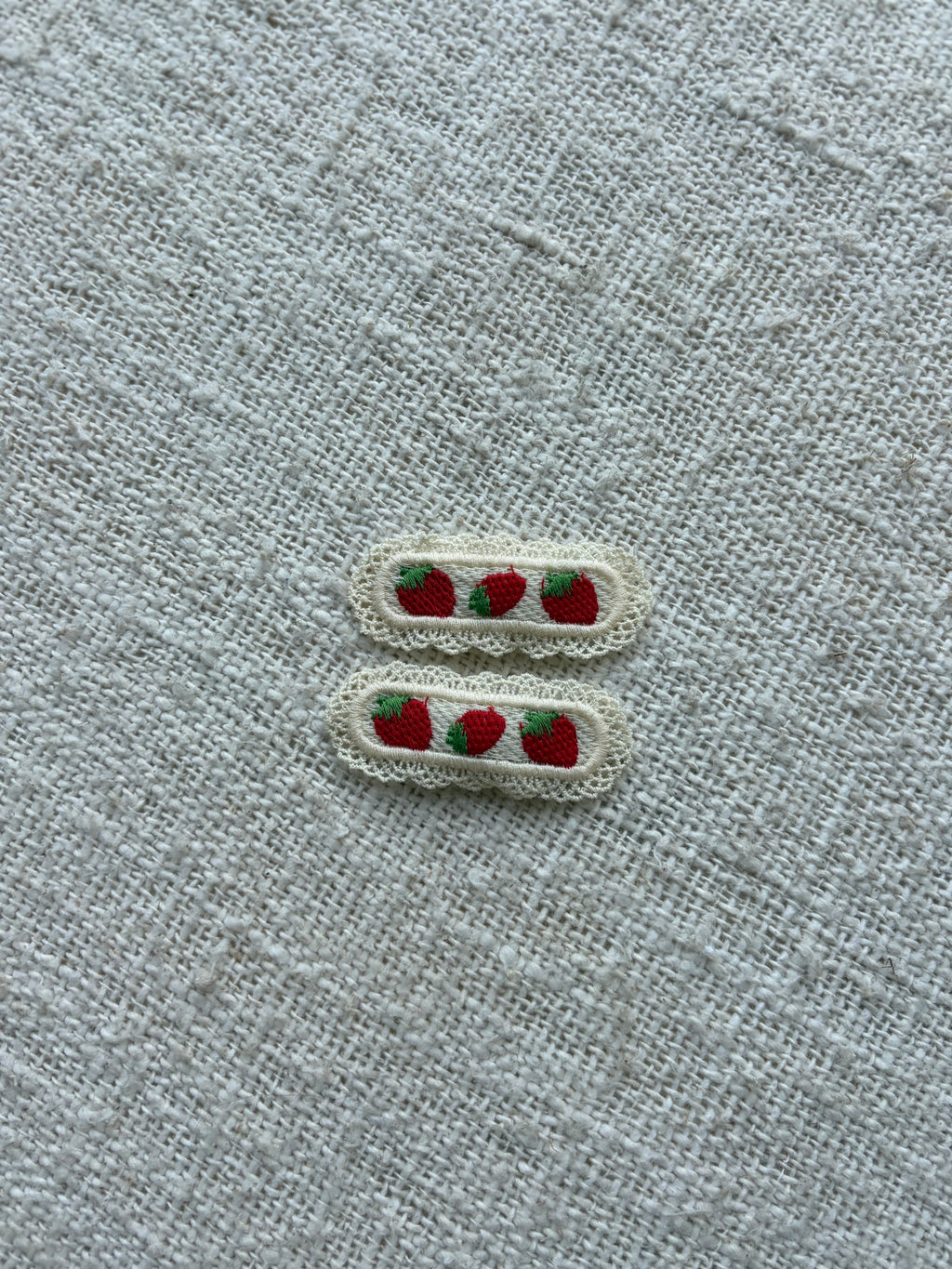 Strawberry girly 2 hair clips oval