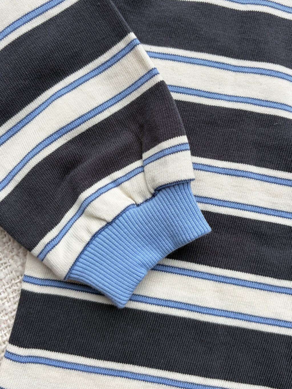 Striped longsleeve- light sweater