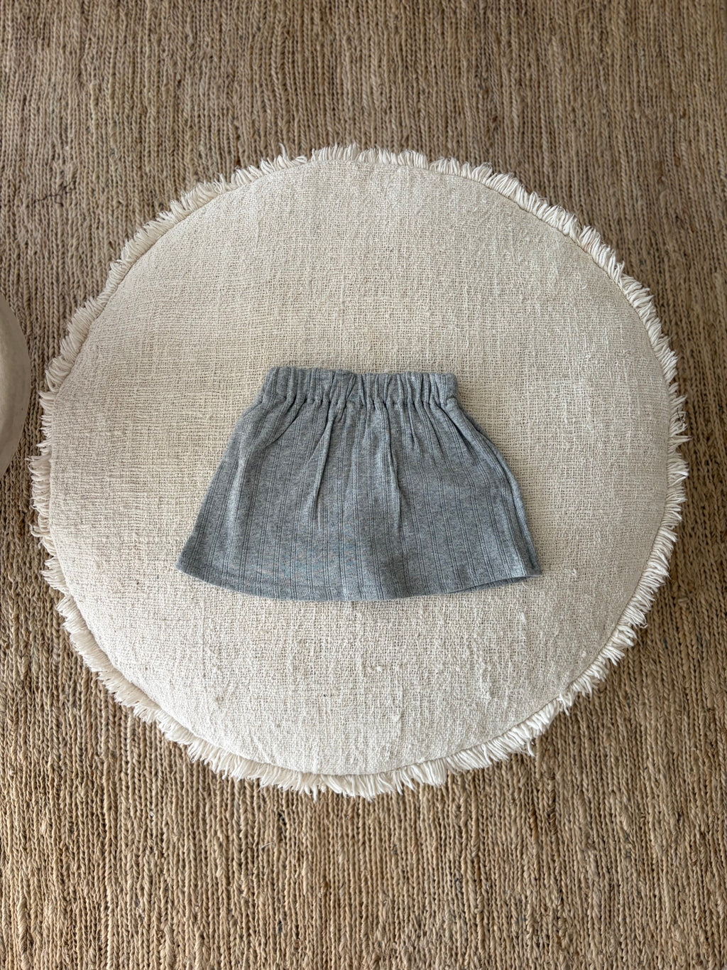 Grey skirt