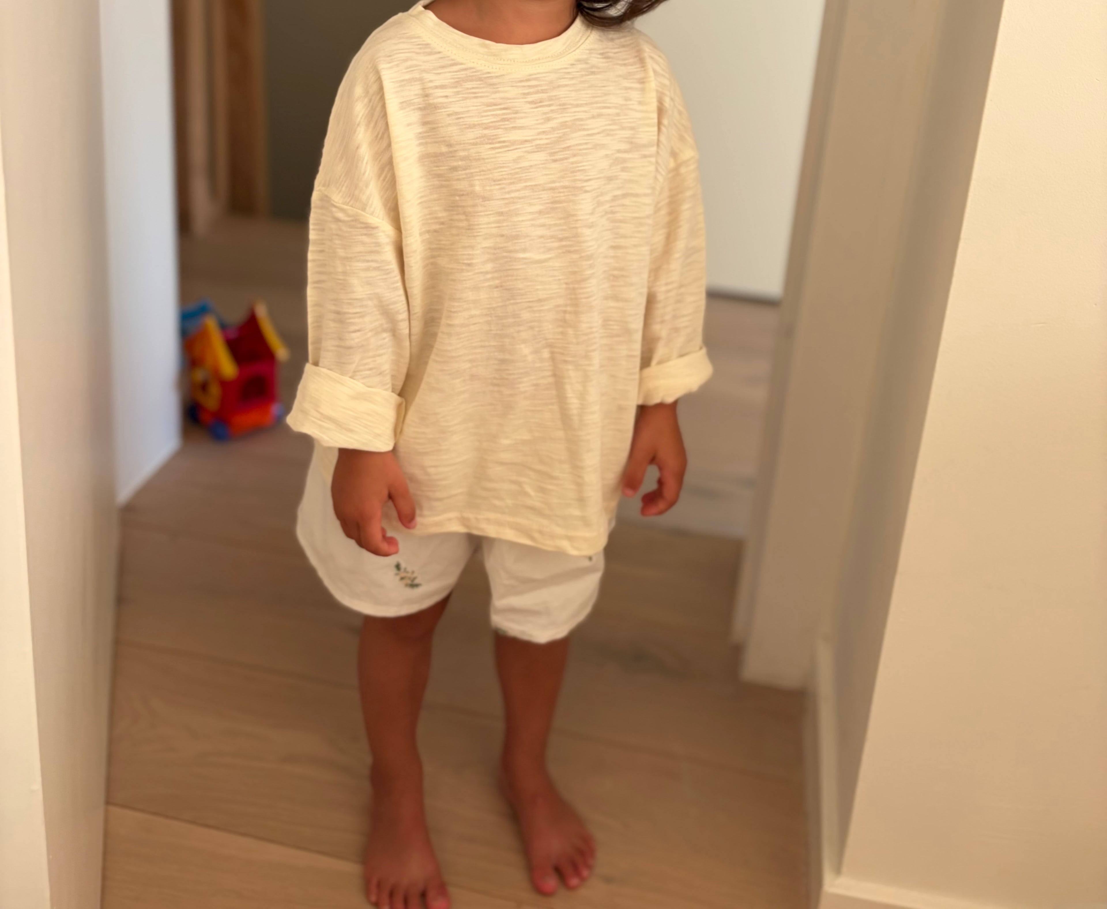 Cream longsleeve