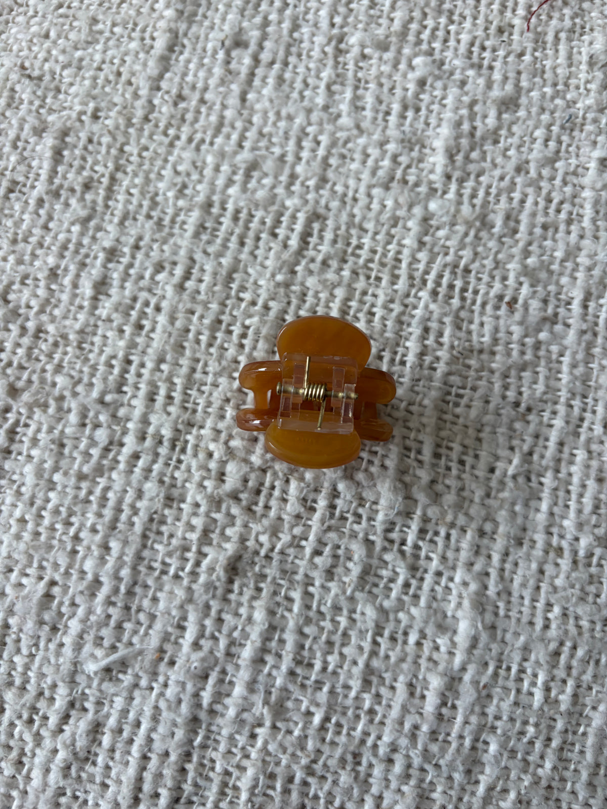 Hair clip - camel