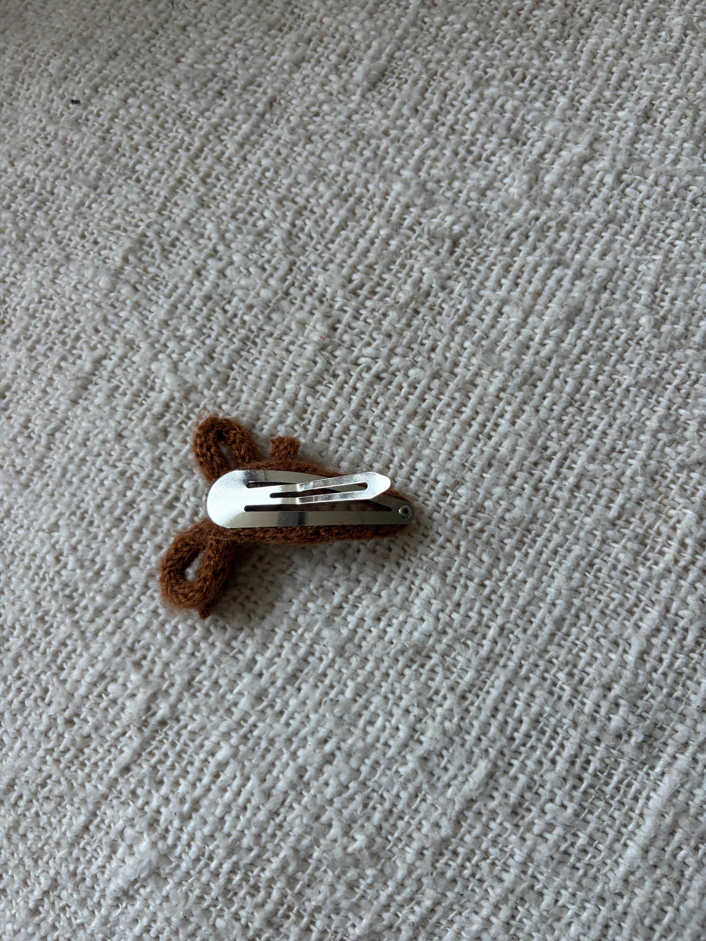Bow pin