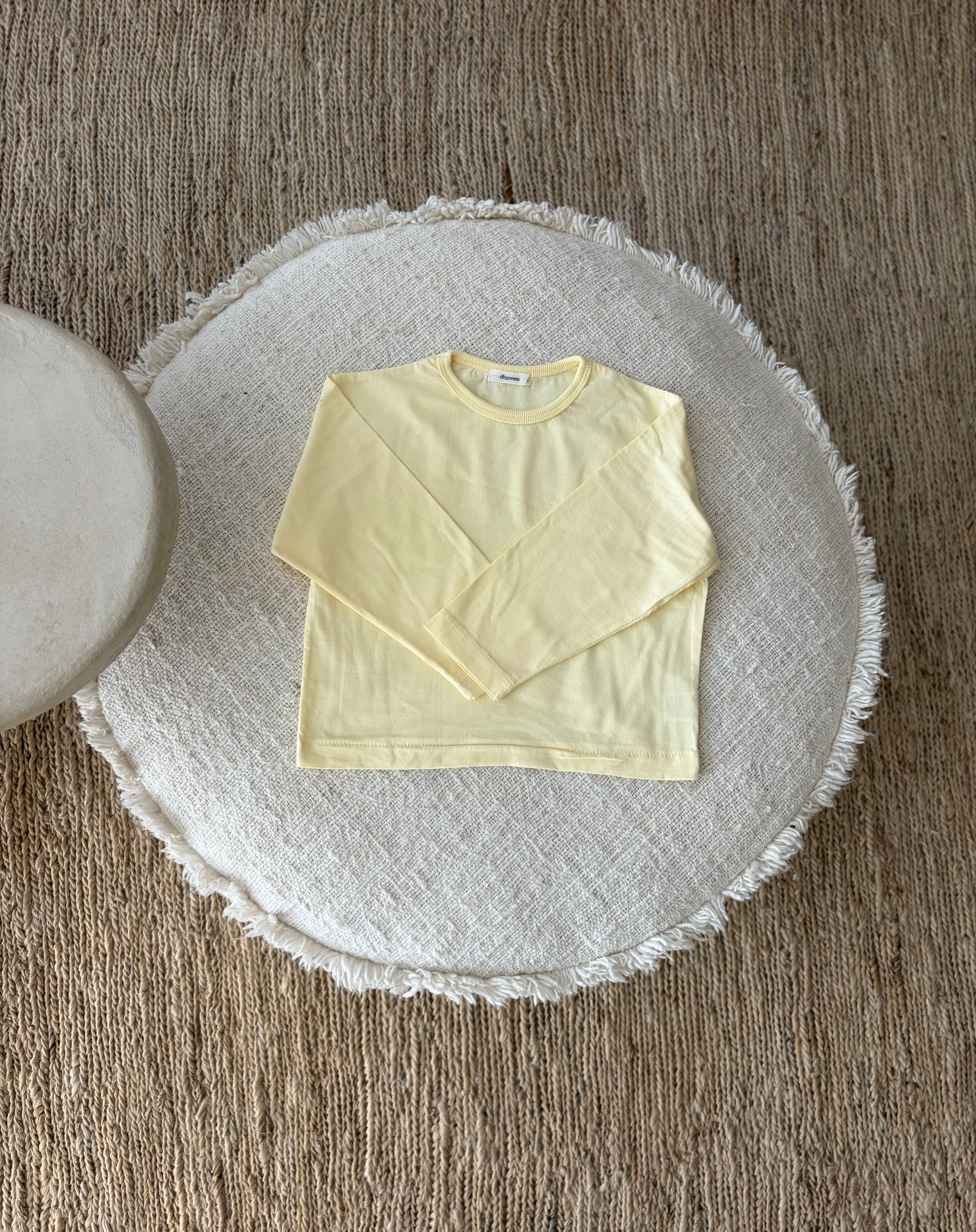 Butter yellow longsleeve - light sweater