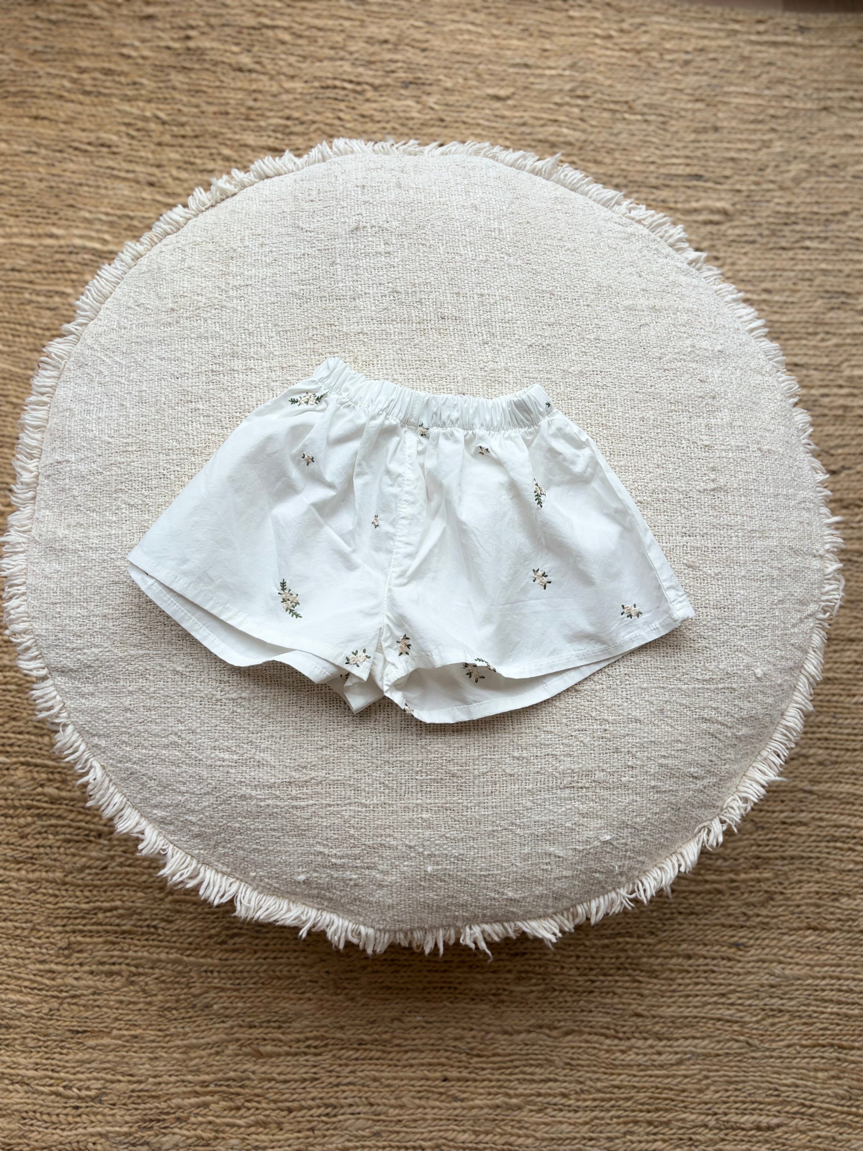 Colette flowy short - ivory
