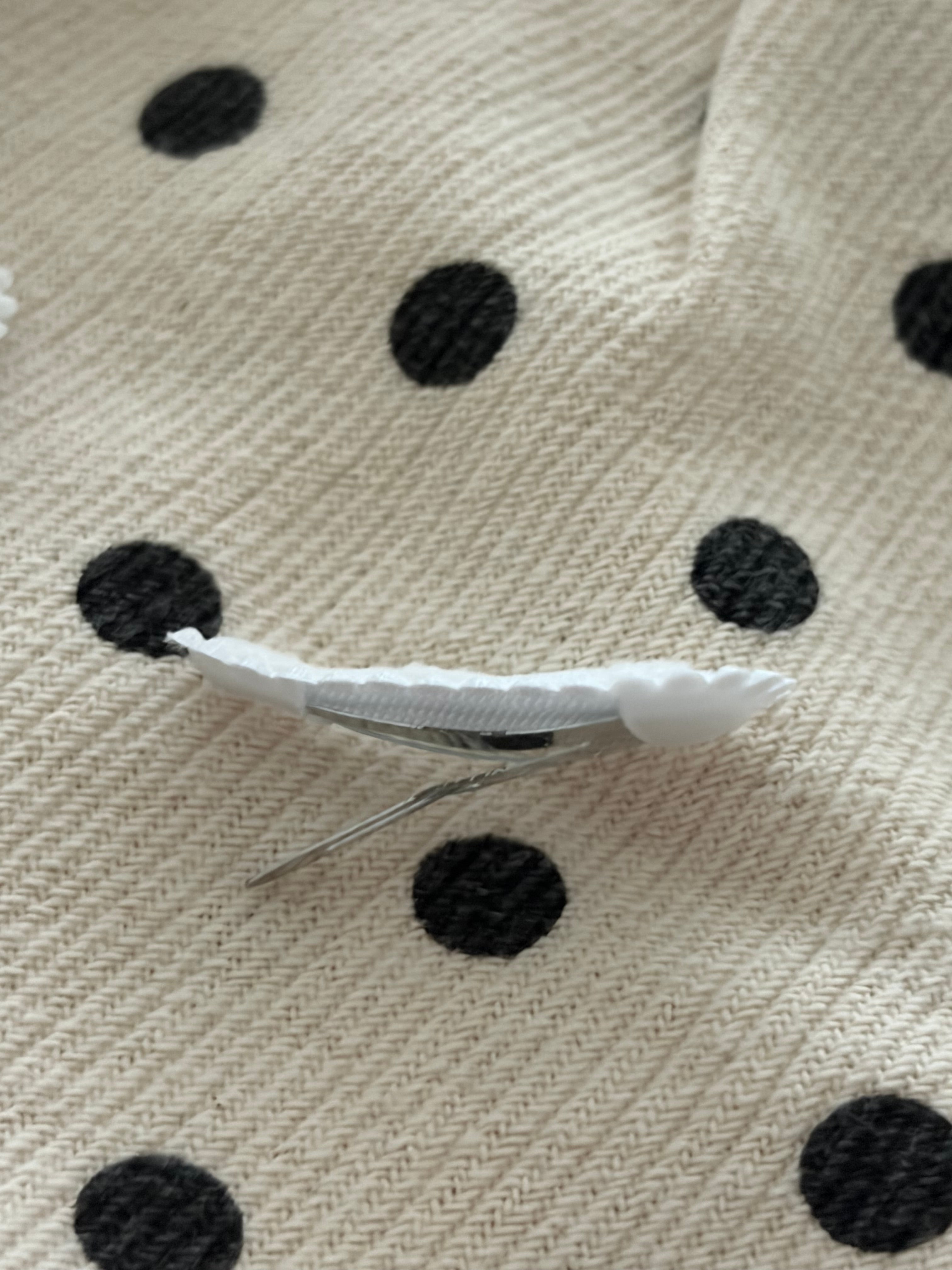 2 baby hairclips plummet white