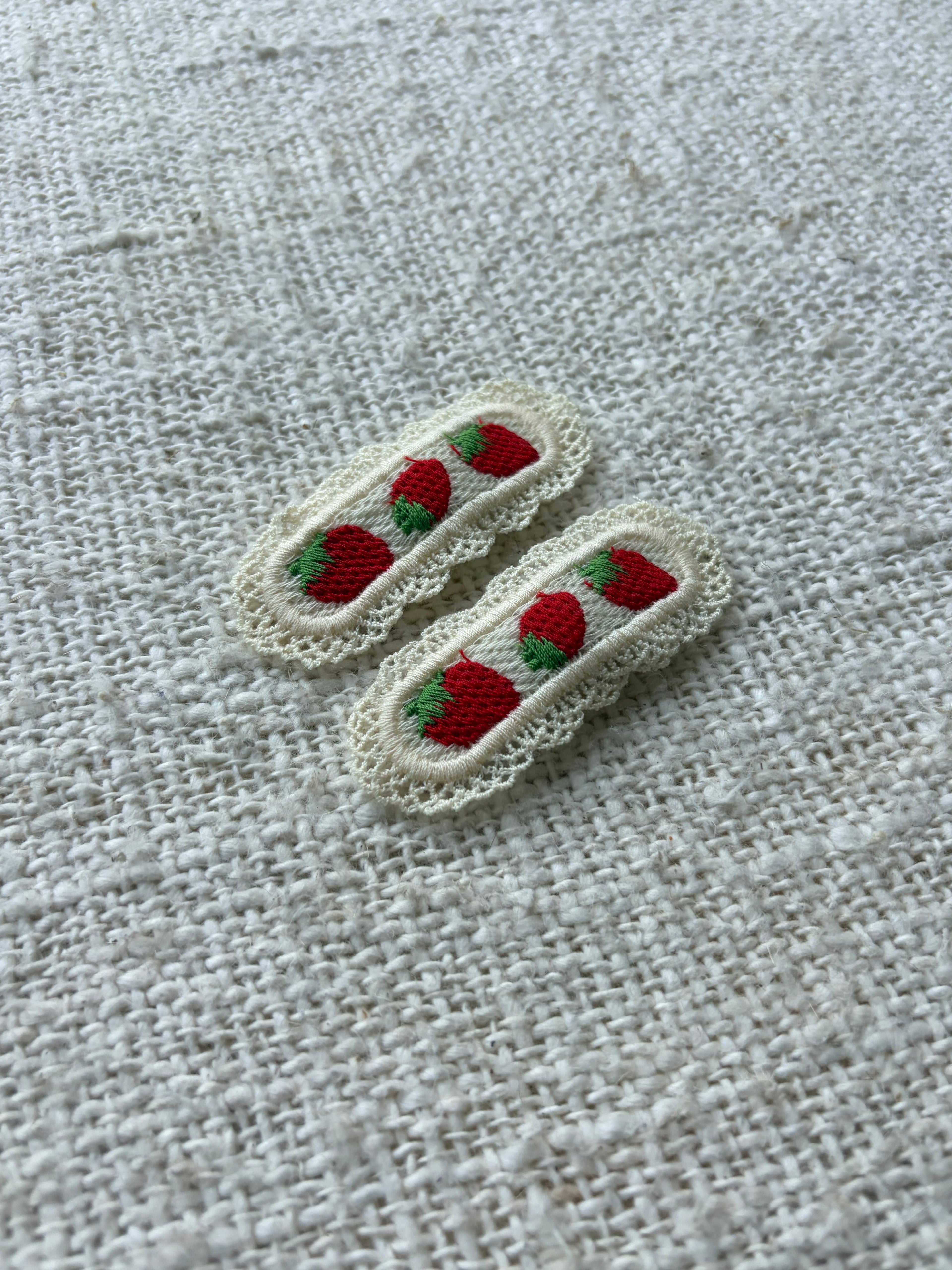 Strawberry girly 2 hair clips oval