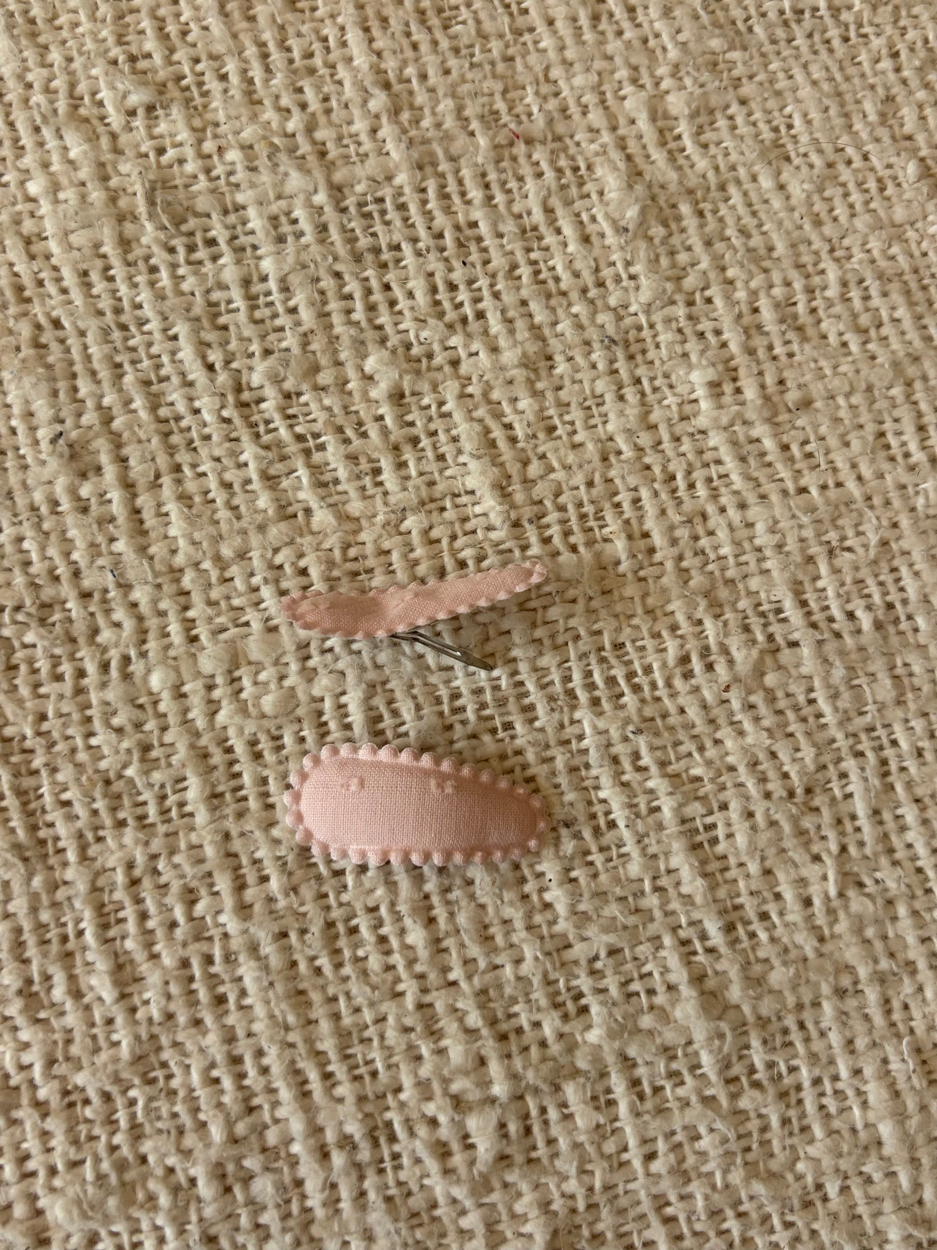 2 baby hairclips plummet pink
