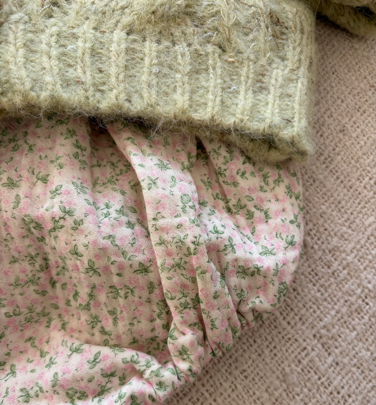 Floral cosy bloomer