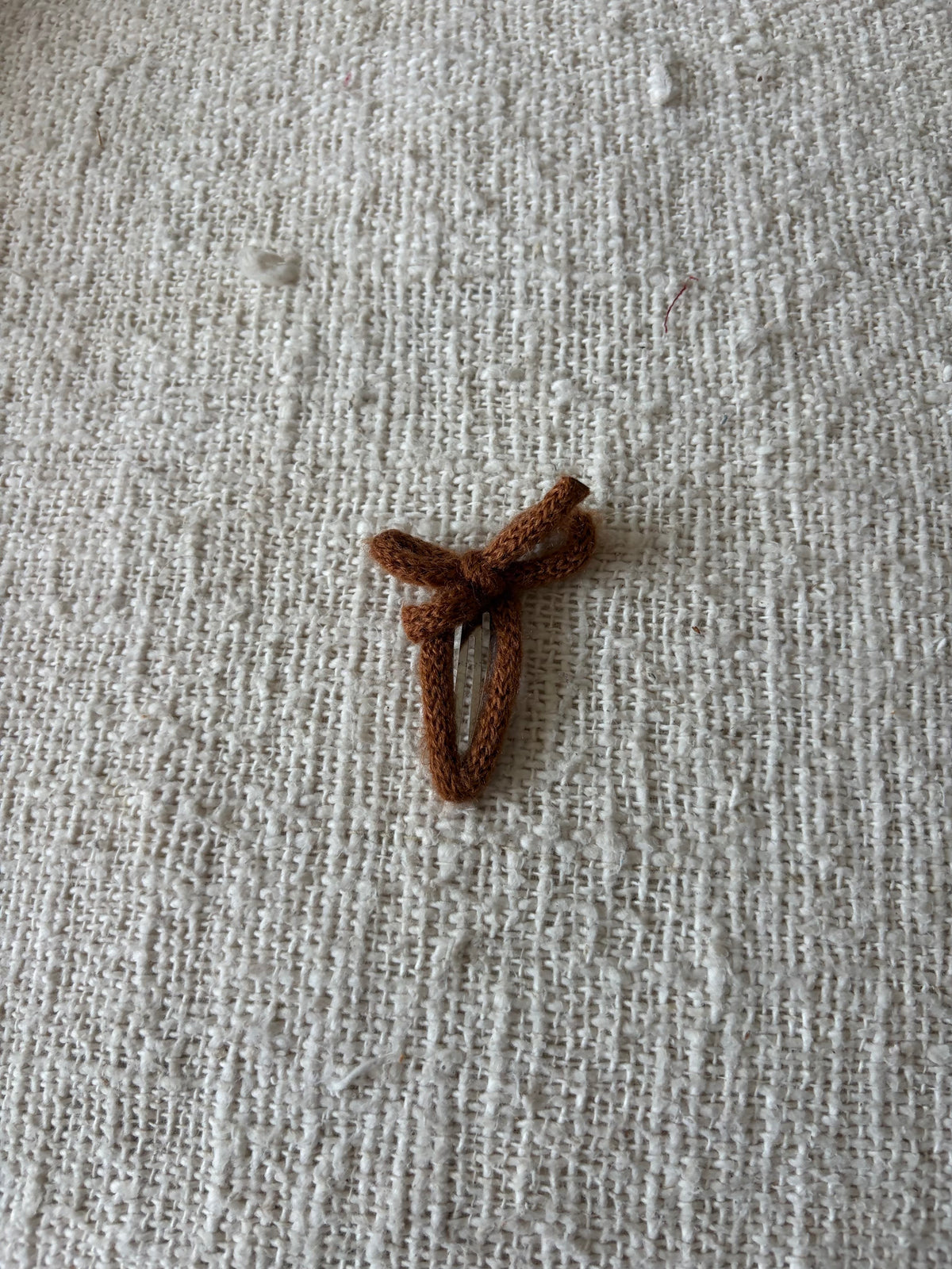 Bow pin