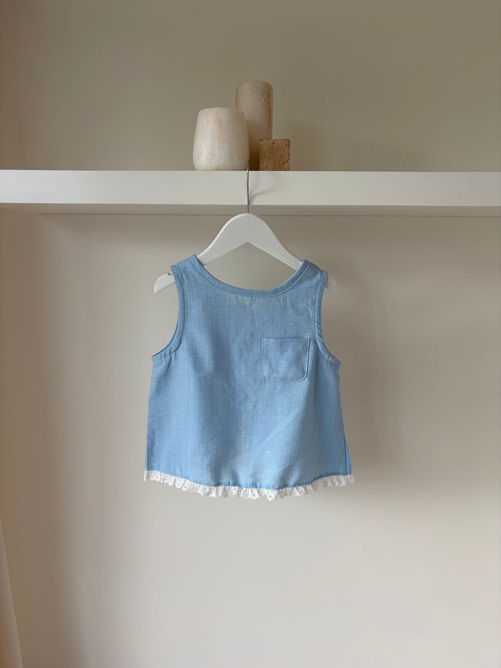 Louise split top Baby blue or Ivory