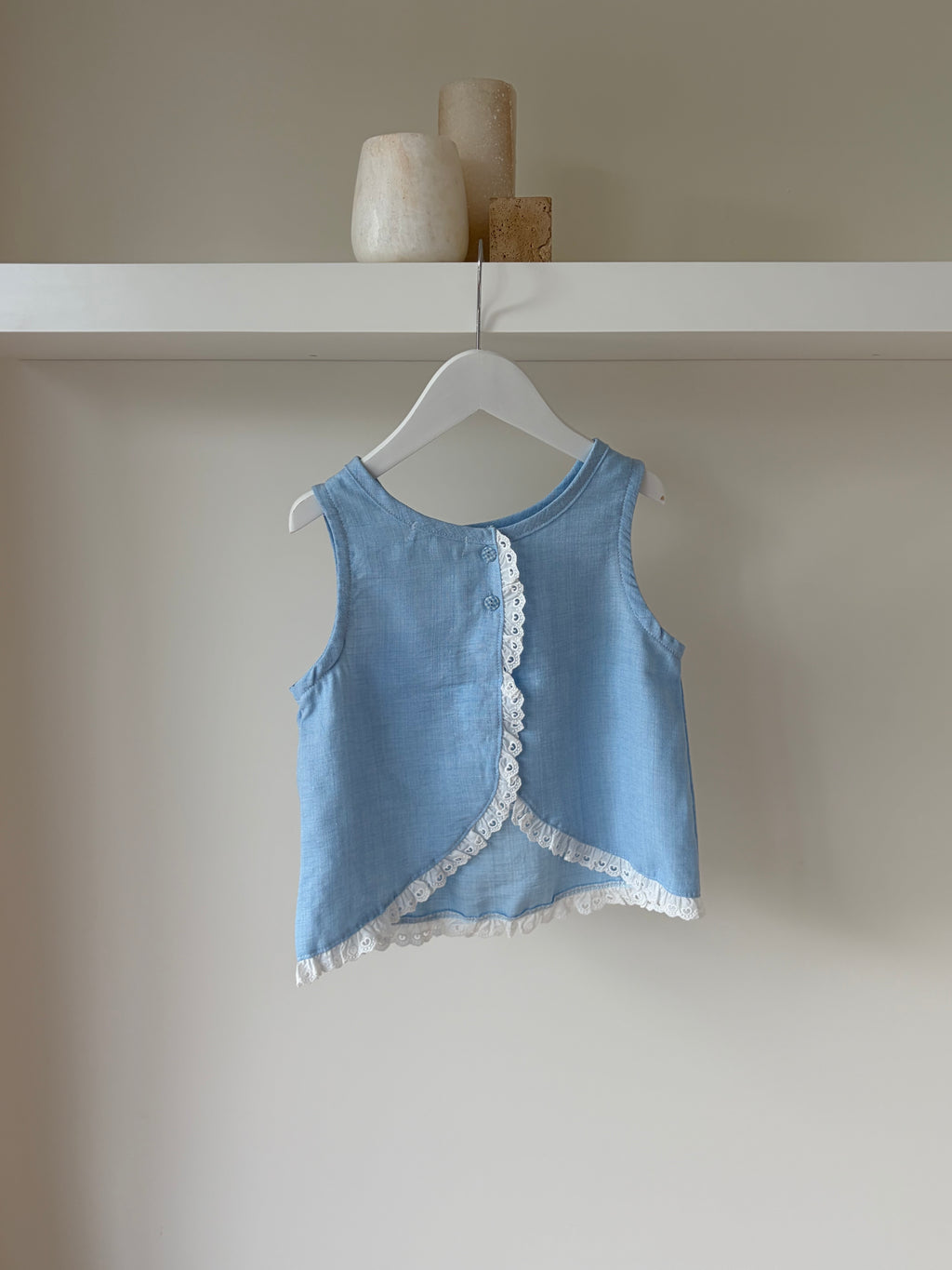 Louise split top Baby blue or Ivory