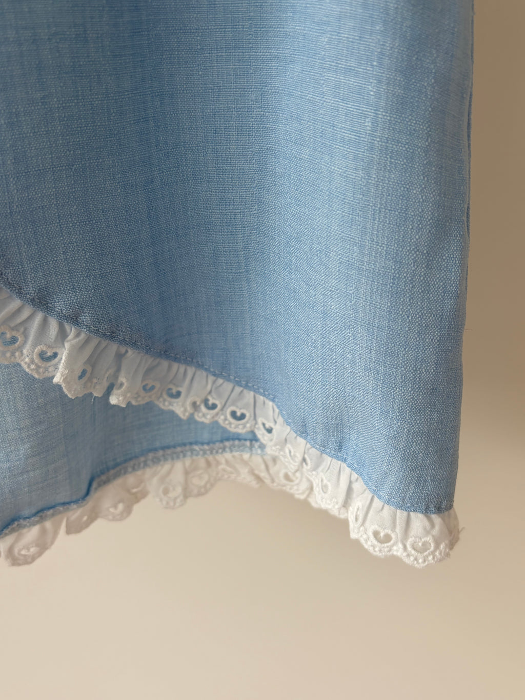 Louise split top Baby blue or Ivory