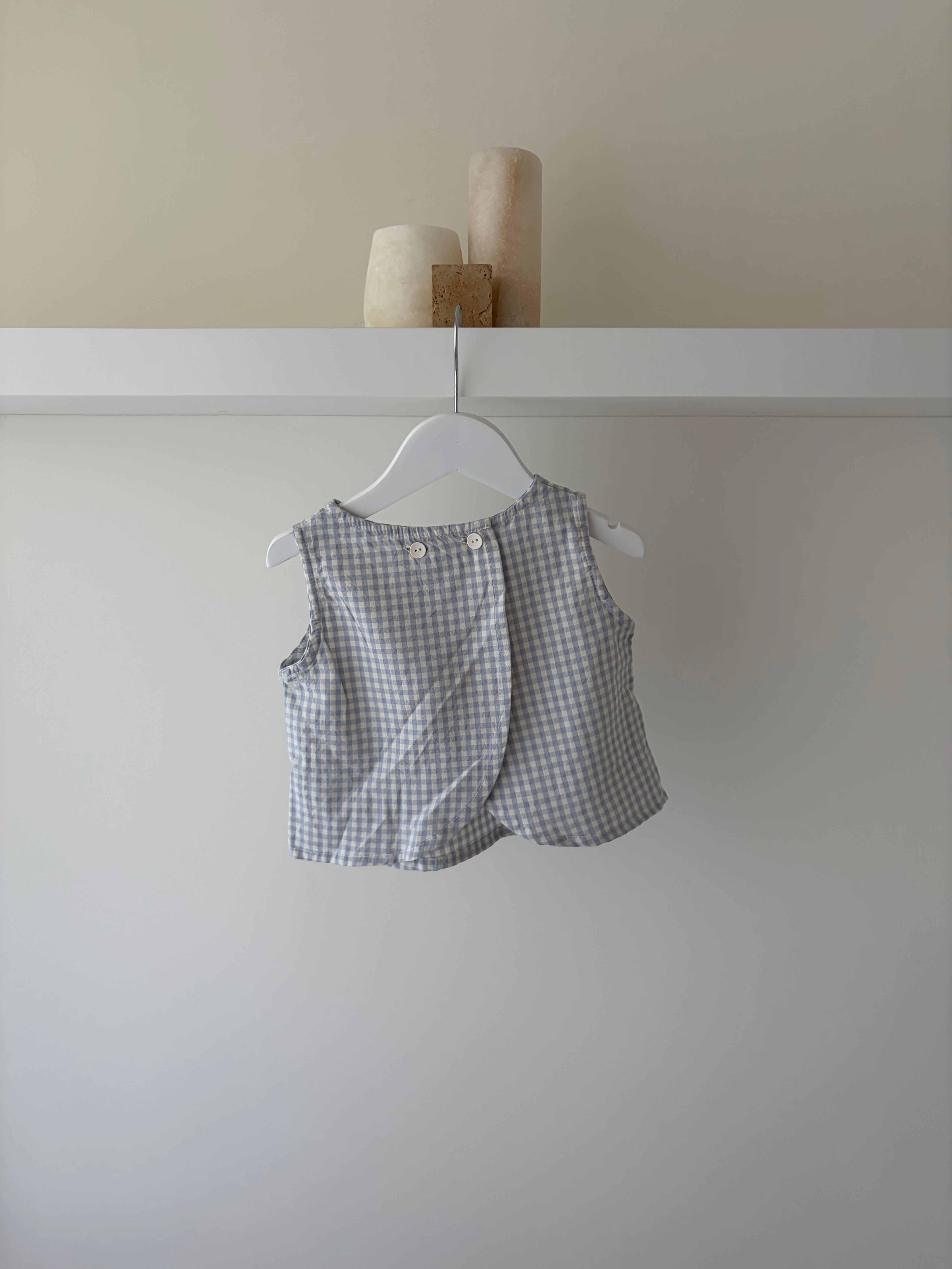 Louise check split top