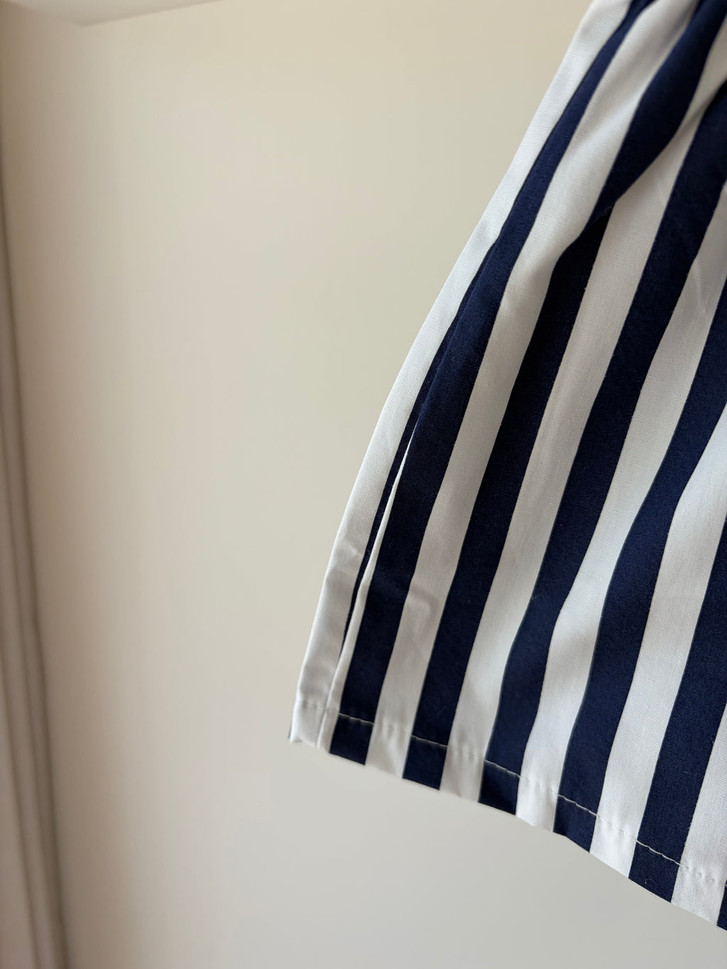 Striped short - blue & white