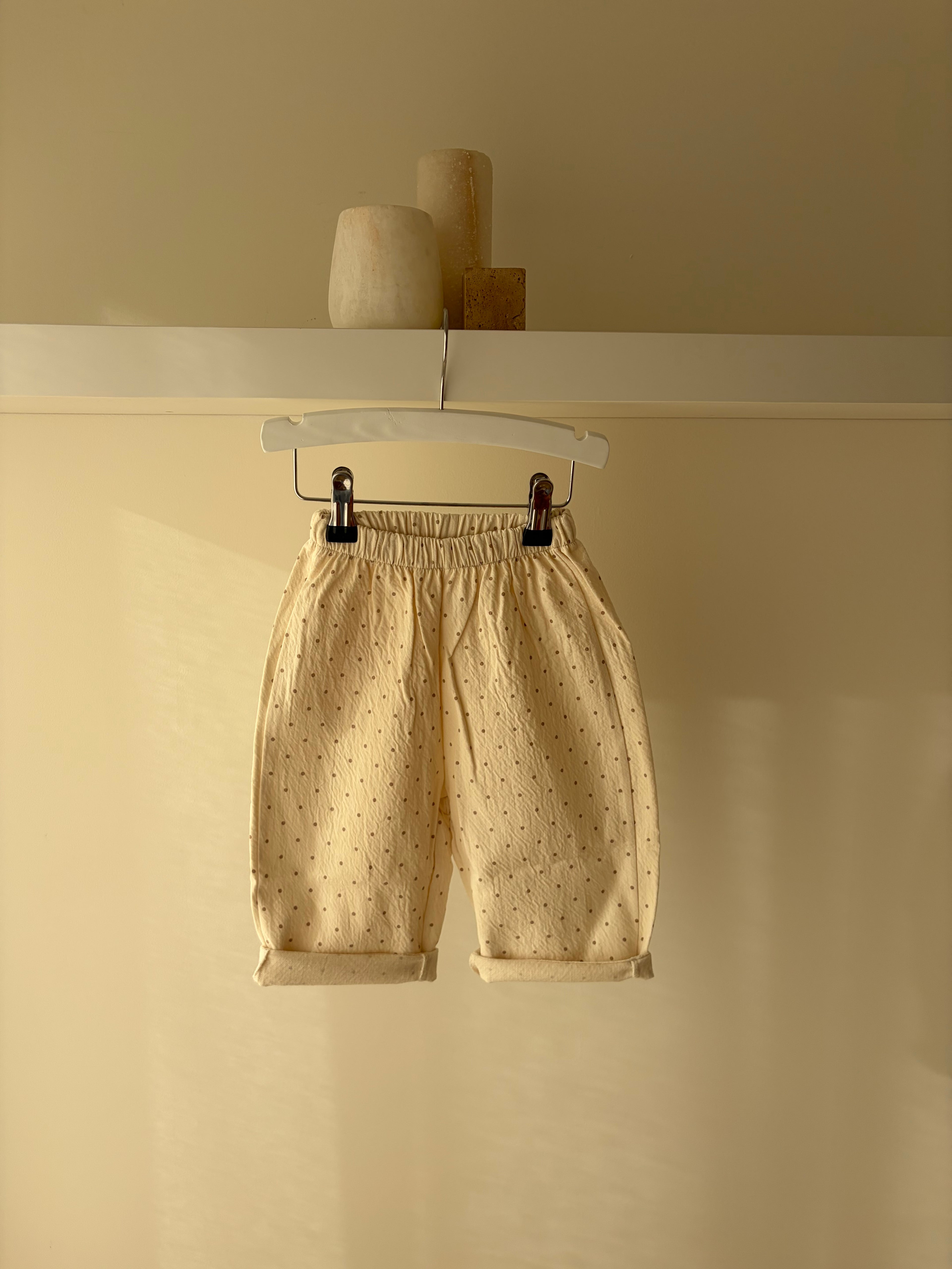 Dotted pants - cream