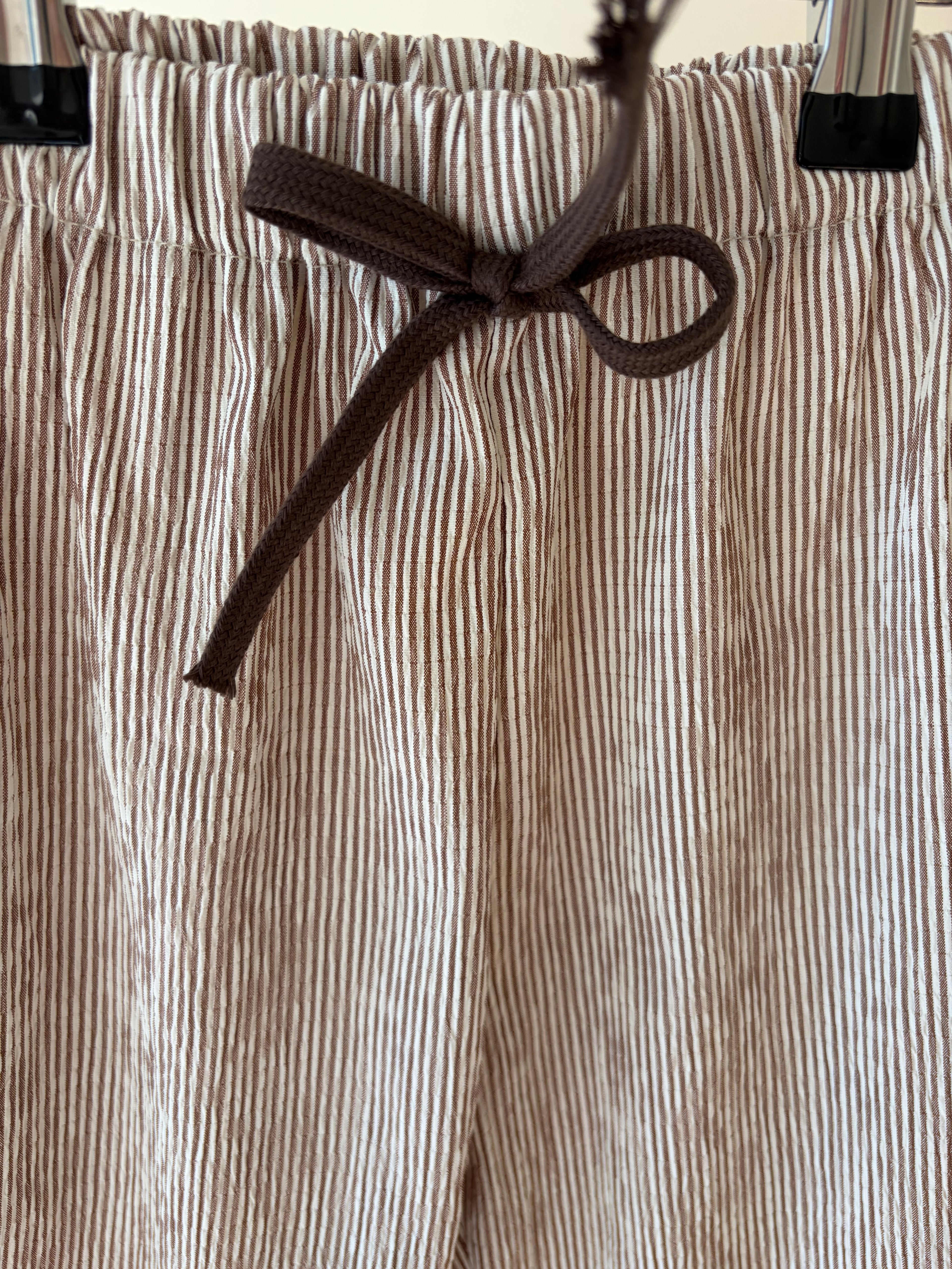 Striped brown pants - brown & white