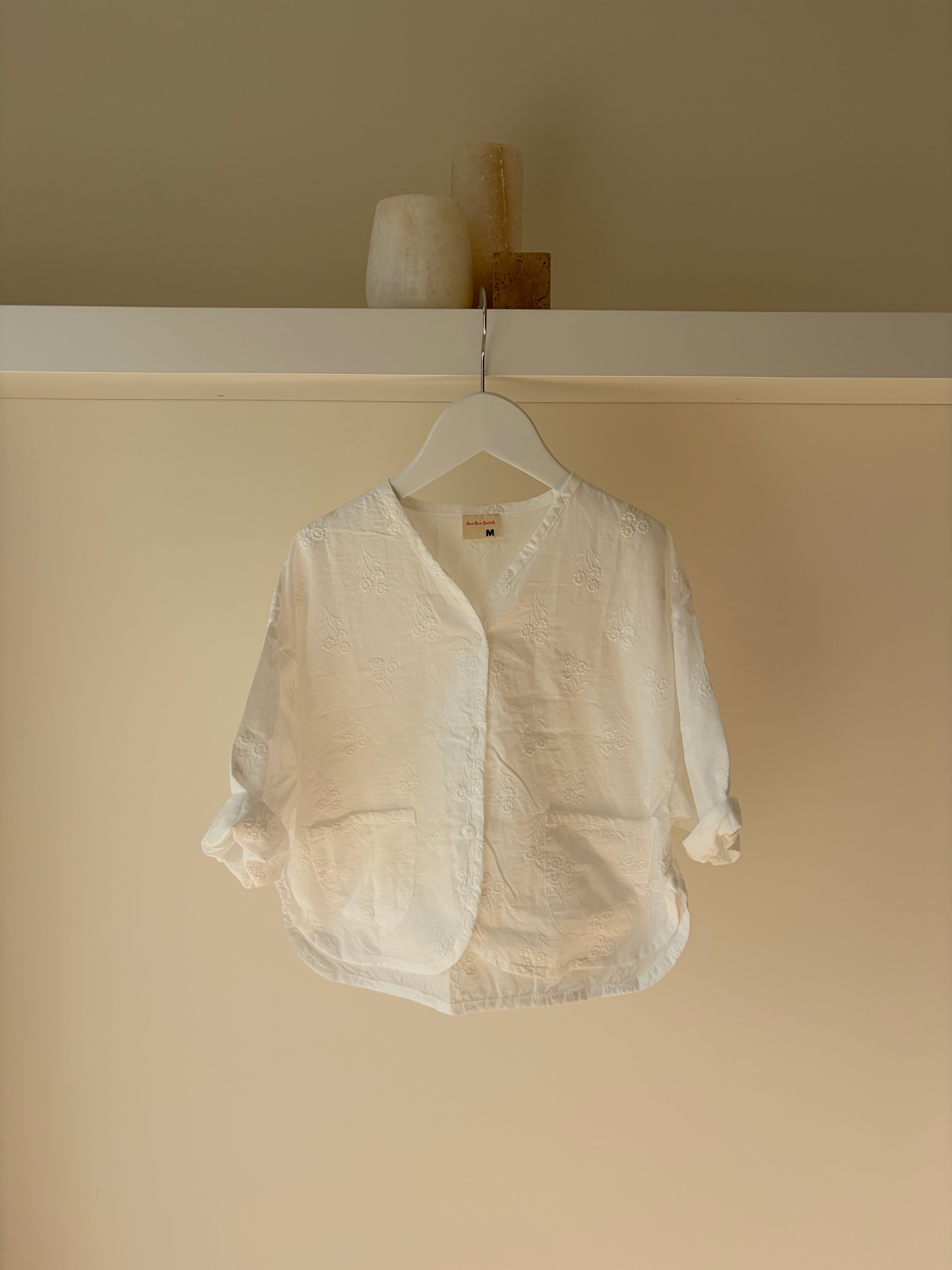 Embroidered cardigan - white
