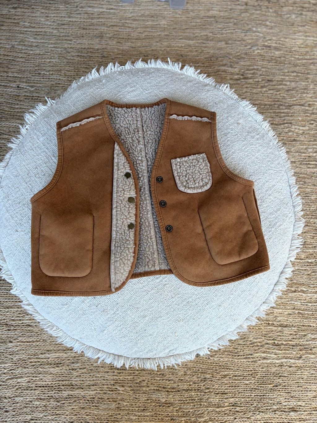 Reversible teddy bodywarmer