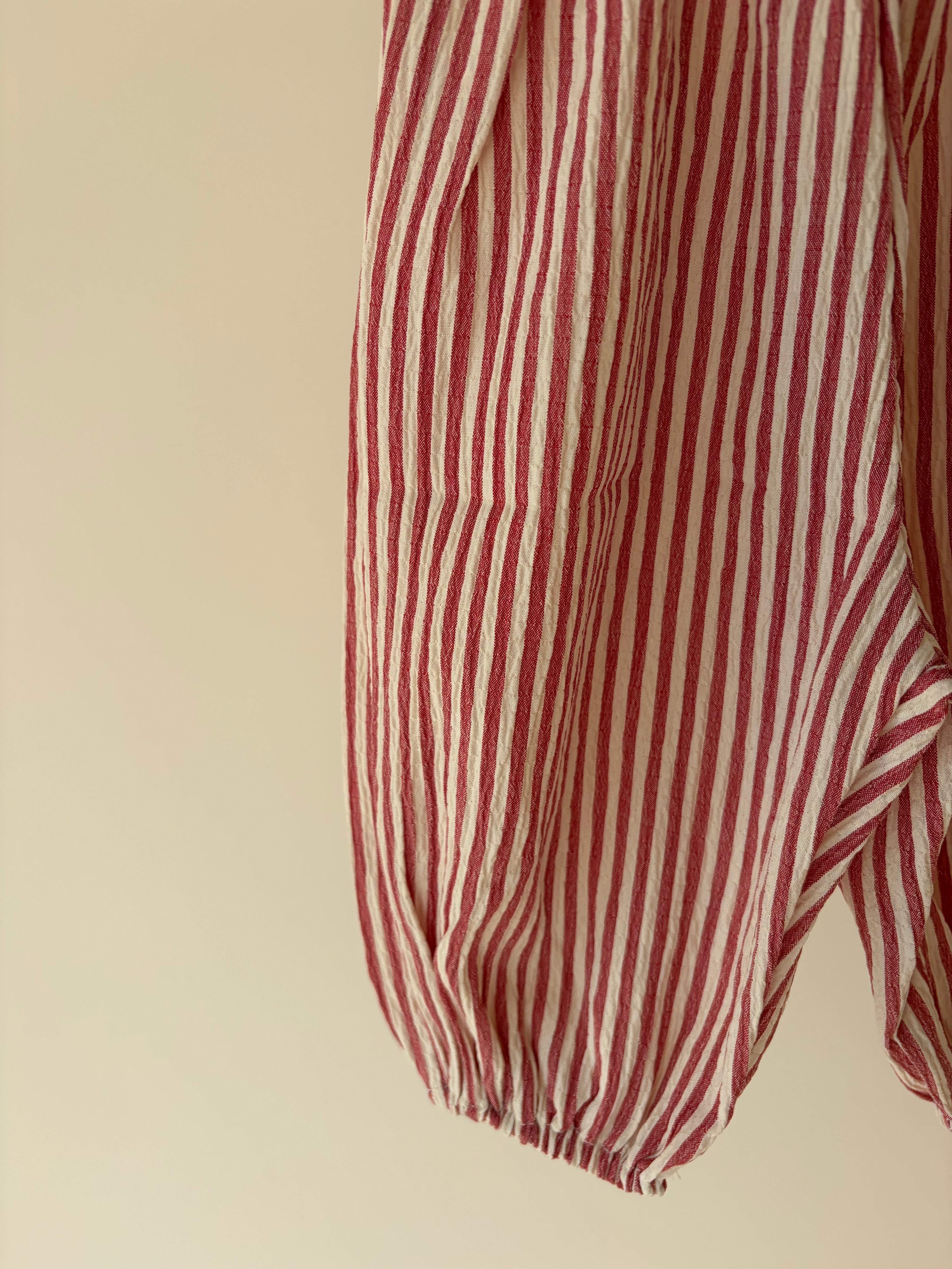 Striped bambi pants - red