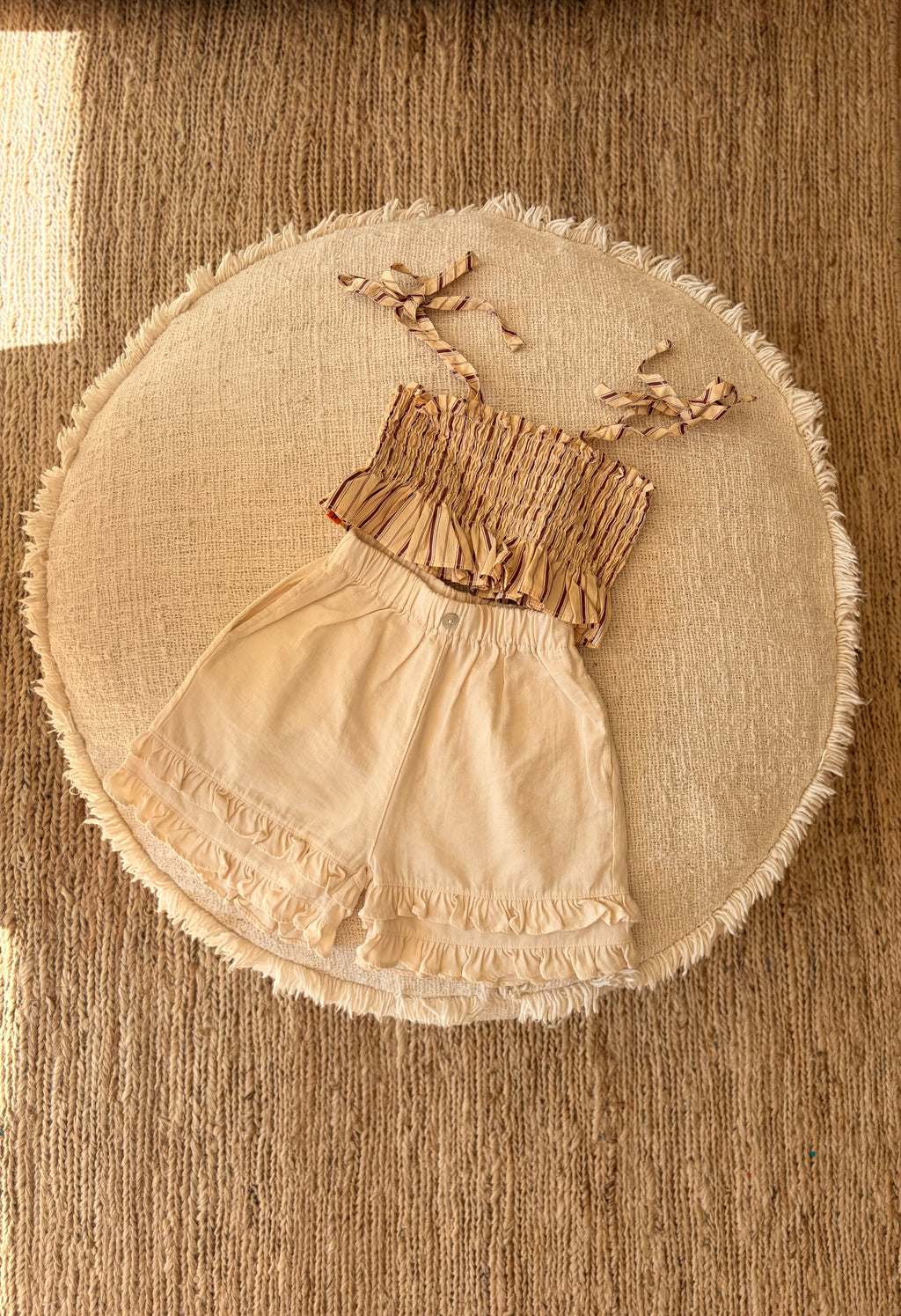 Chic striped top with ribbon details - beige